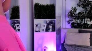 amira-blush