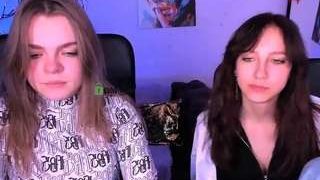 samanta-kisses